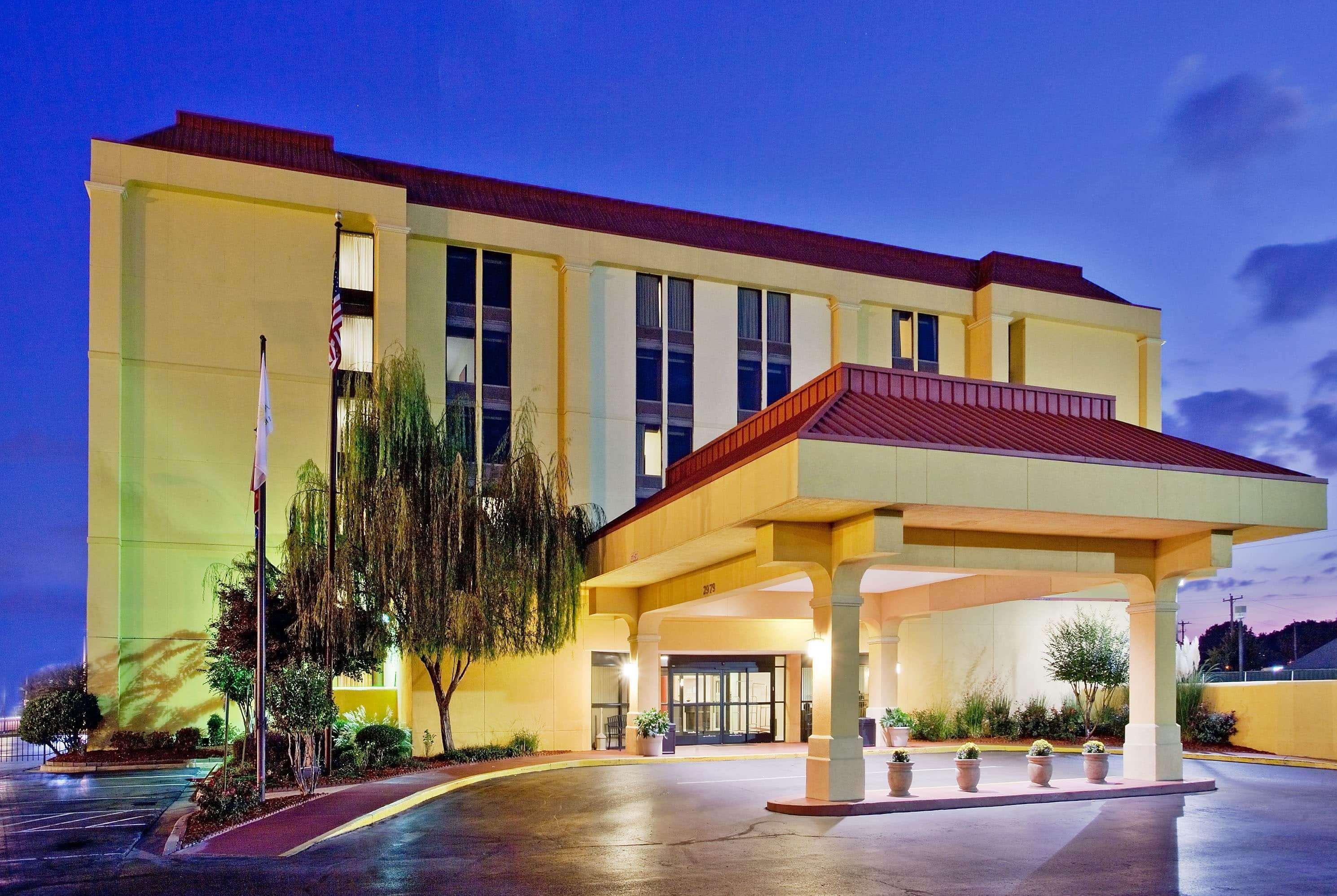 La Quinta By Wyndham Memphis Airport Graceland Экстерьер фото