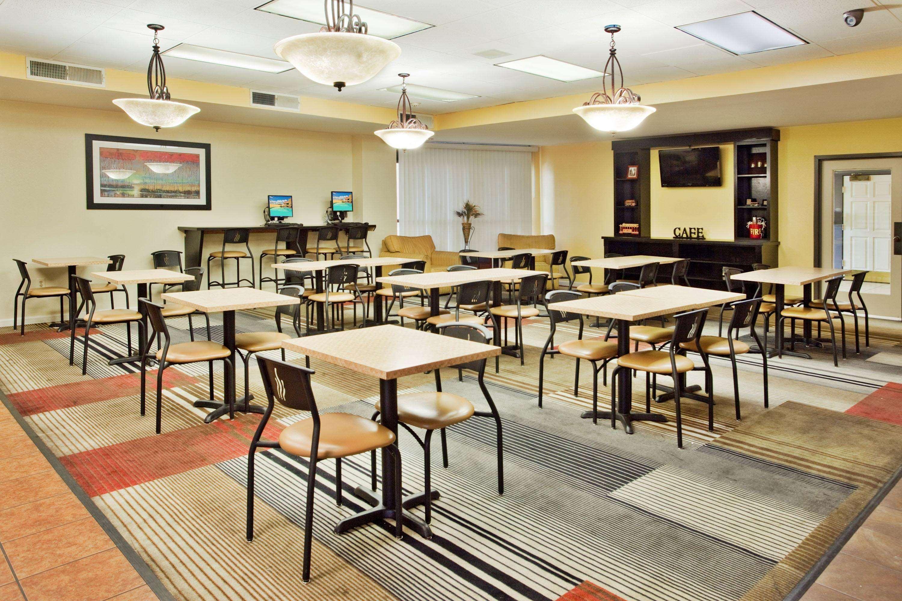 La Quinta By Wyndham Memphis Airport Graceland Экстерьер фото