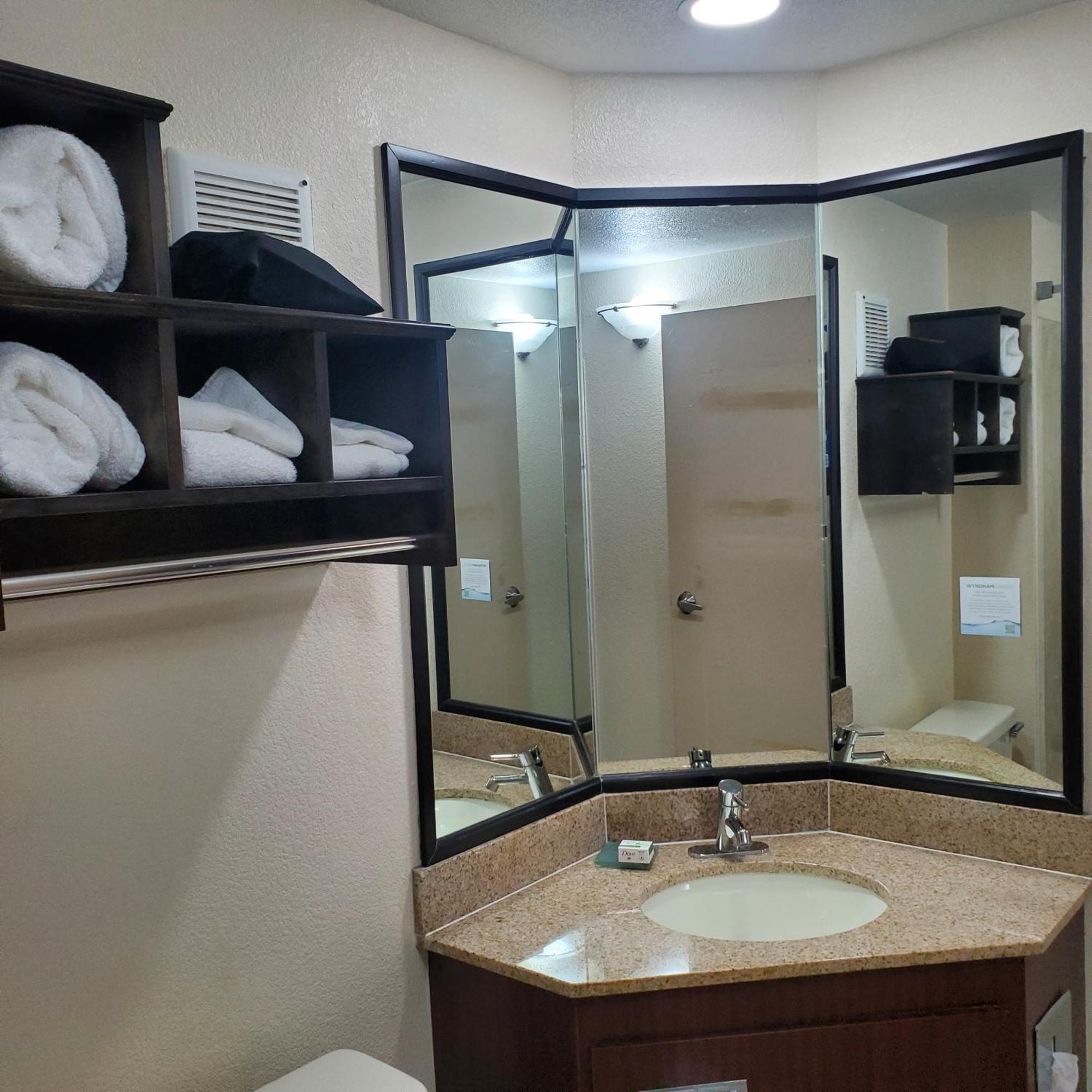 La Quinta By Wyndham Memphis Airport Graceland Экстерьер фото
