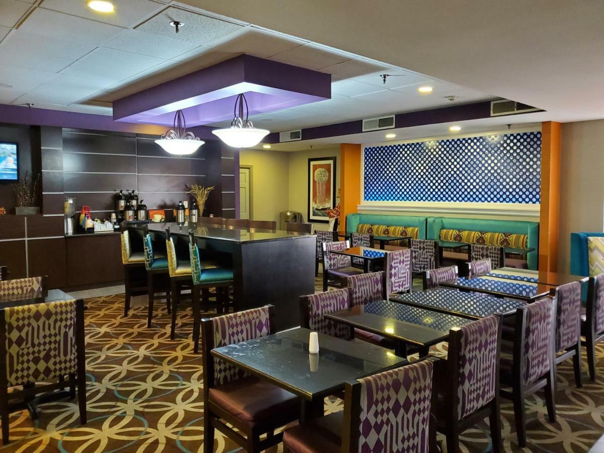 La Quinta By Wyndham Memphis Airport Graceland Экстерьер фото